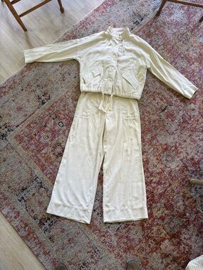 Women’s Cream Drawstring Matching Set